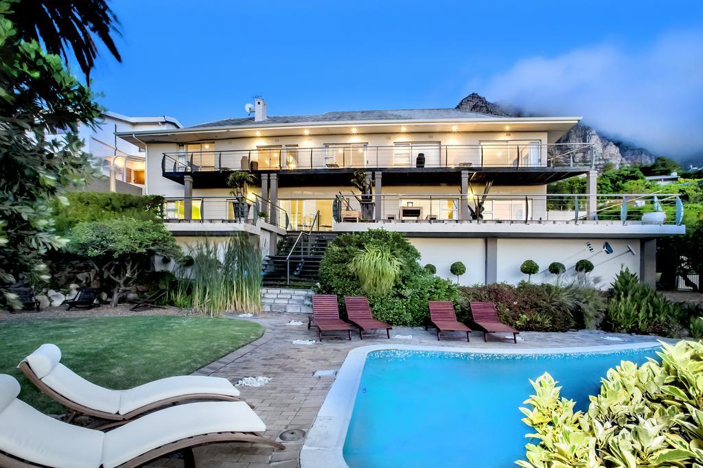Atholl House Hotel Camps Bay Exterior photo
